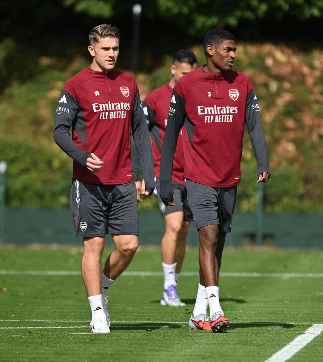 毕尔巴鄂竞技发布备战花絮,赛后战术微调,德甲任务艰巨,阵容厚度经受考验(巴萨vs毕尔巴鄂竞技) 毕尔巴鄂竞技发布备战花絮,赛后战术微调,德甲任务艰巨,阵容厚度经受考验(巴萨vs毕尔巴鄂竞技)