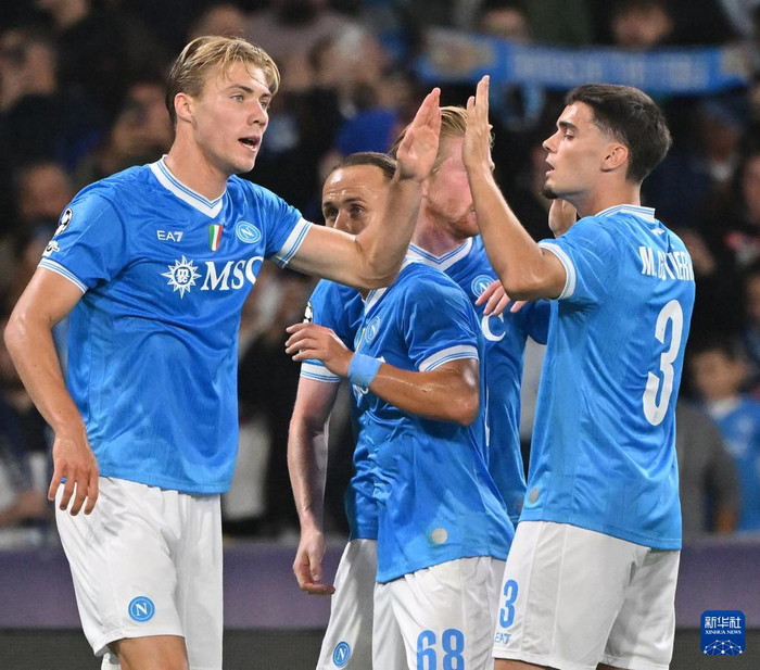 赛地聚焦：葡超窗口期热度飙升；那不勒斯防线松动；震撼外界；身体对抗强度拉满(最近6次对阵那不勒斯的比赛中仅打进5球)-九游娱乐APP