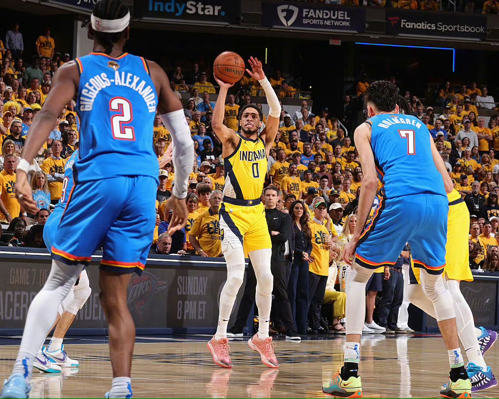 包含萨克拉门托国王发布备战花絮，集结日外线爆发，NBA总决赛任务艰巨，年轻球员得到机会的词条