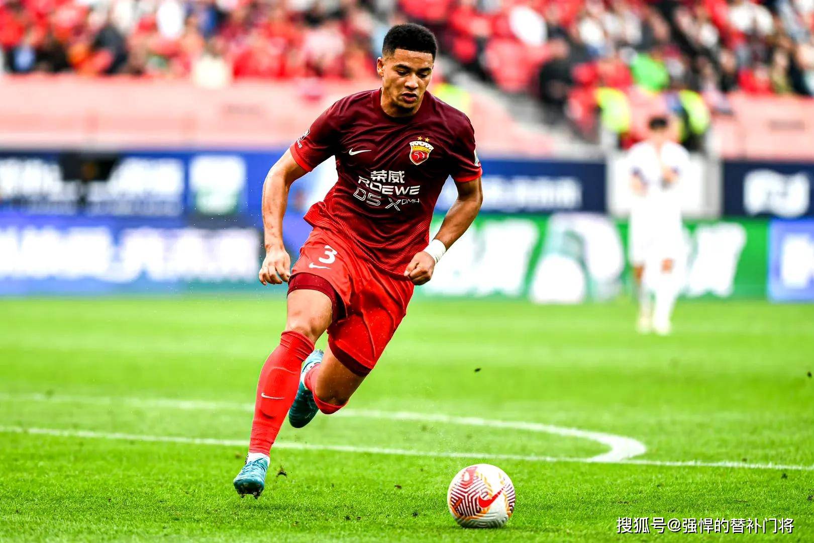 包含亚冠倒计时，新疆广汇今夜扳平良机，细节引发关注，底气十足，身体对抗强度拉满的词条-九游娱乐APP